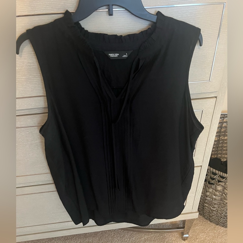Simply Vera Wang Top